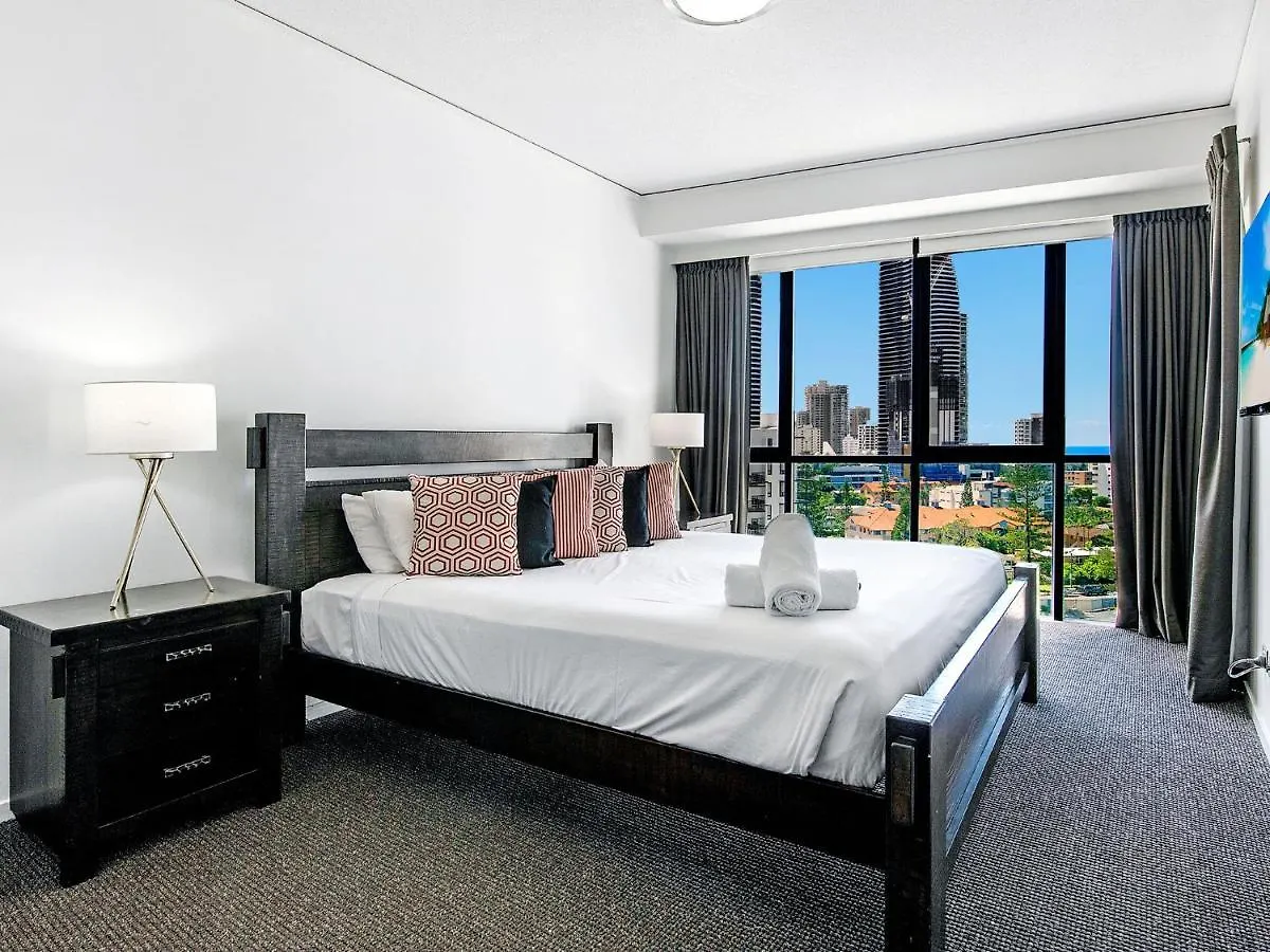 Charming 3 Bedroom Apartment - Sierra Grand - Coasthm Gold Coast